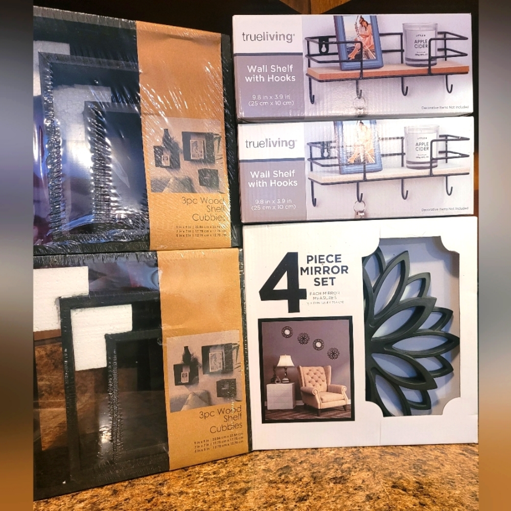 Decorative Hanging Wall Pieces